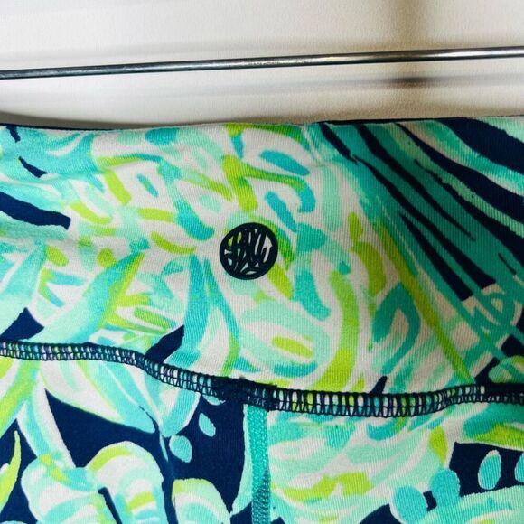 Lilly Pulitzer Blue Green Tropical Mesh Insert Workout Pants - Picture 10 of 13